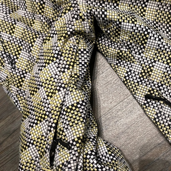 OBERMEYER Ski Snowboarding Pants Size 10 - Picture 5 of 16